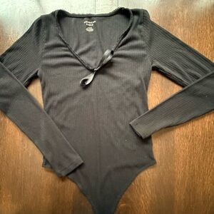 American Eagle Outfitters Ribbed Knit Black  Bodysuit size M
